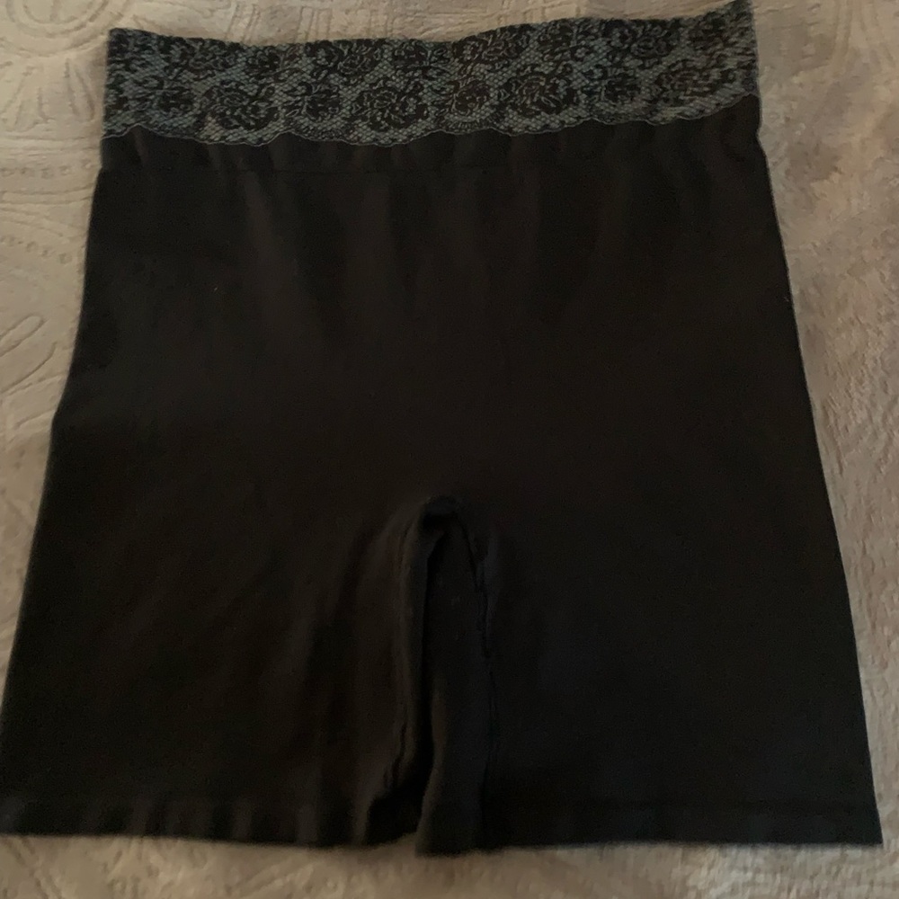 Shape-wear support undergarments black